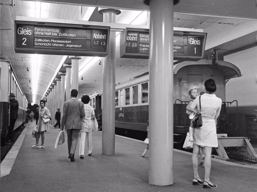 Der unterirdische Bahnhof Bern Ende der 1960er-Jahre.