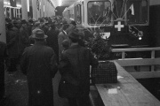 20.11.1965: Der erste Zug aus Solothurn trifft im neuen Bahnhof ein.