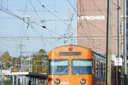 Mandarinli-Zug am Bahnhof Worblaufen