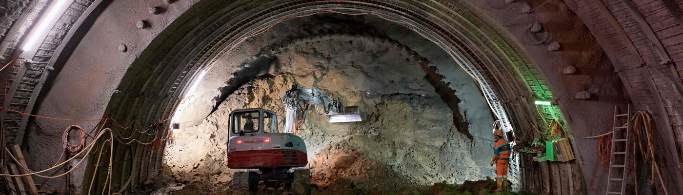 Ausbrucharbeiten im Hirschenpark-Tunnel