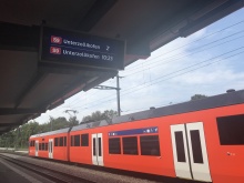 Neuer Abfahrtsanzeiger am Bahnhof Worblaufen