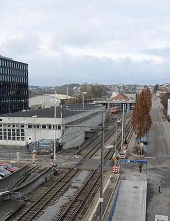 Bahnübergang, Gleise überqueren, Abkärzung, Todesfalle, Worblaufen